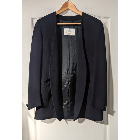 Aquascutum | Women's Single-Button Long Blazer In Black - Picture 3 of 12